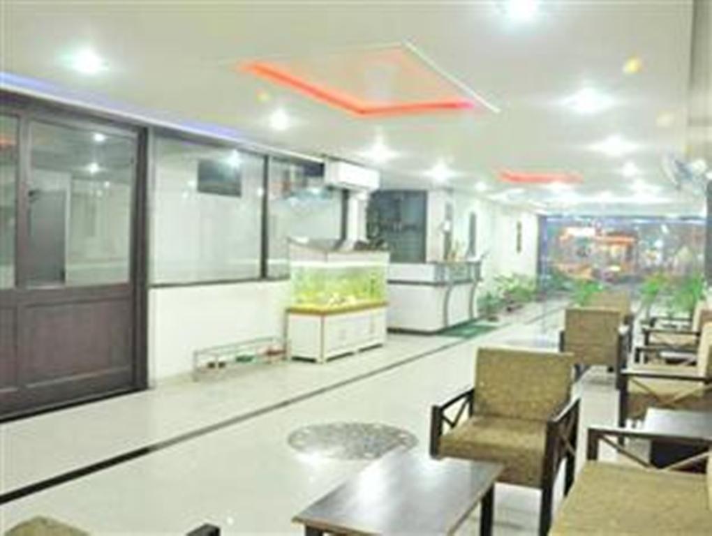 Hotel Dawat Palace อัครา ภายนอก รูปภาพ