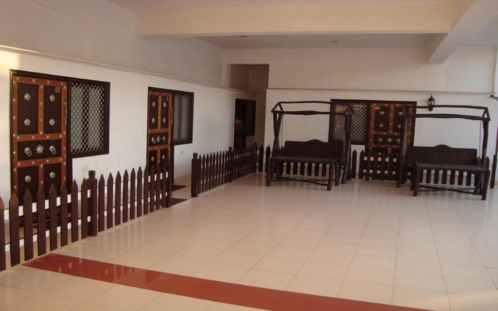 Hotel Dawat Palace อัครา ภายนอก รูปภาพ