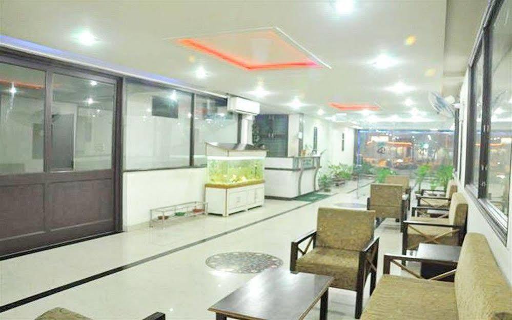 Hotel Dawat Palace อัครา ภายนอก รูปภาพ